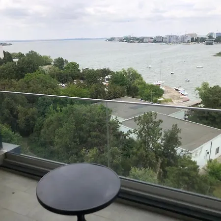 Ama View Apartment
